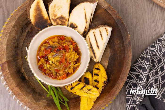 Roasted yam with sauce