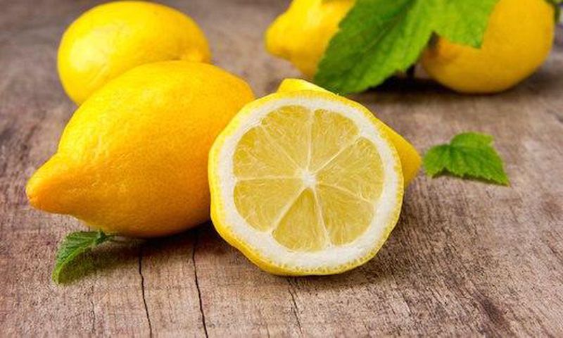 Lemon for skin