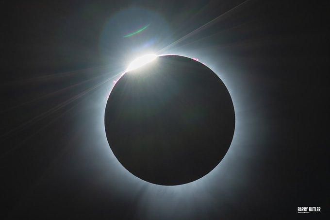 The eclipse entering totality [Credit:Barry Butler Photography]