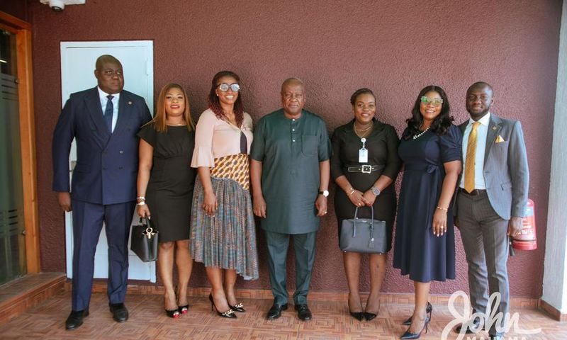 Delegation from Access bank visits Mahama