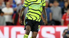 Partey’s right-back experiment continues as Arsenal beat Crystal Palace