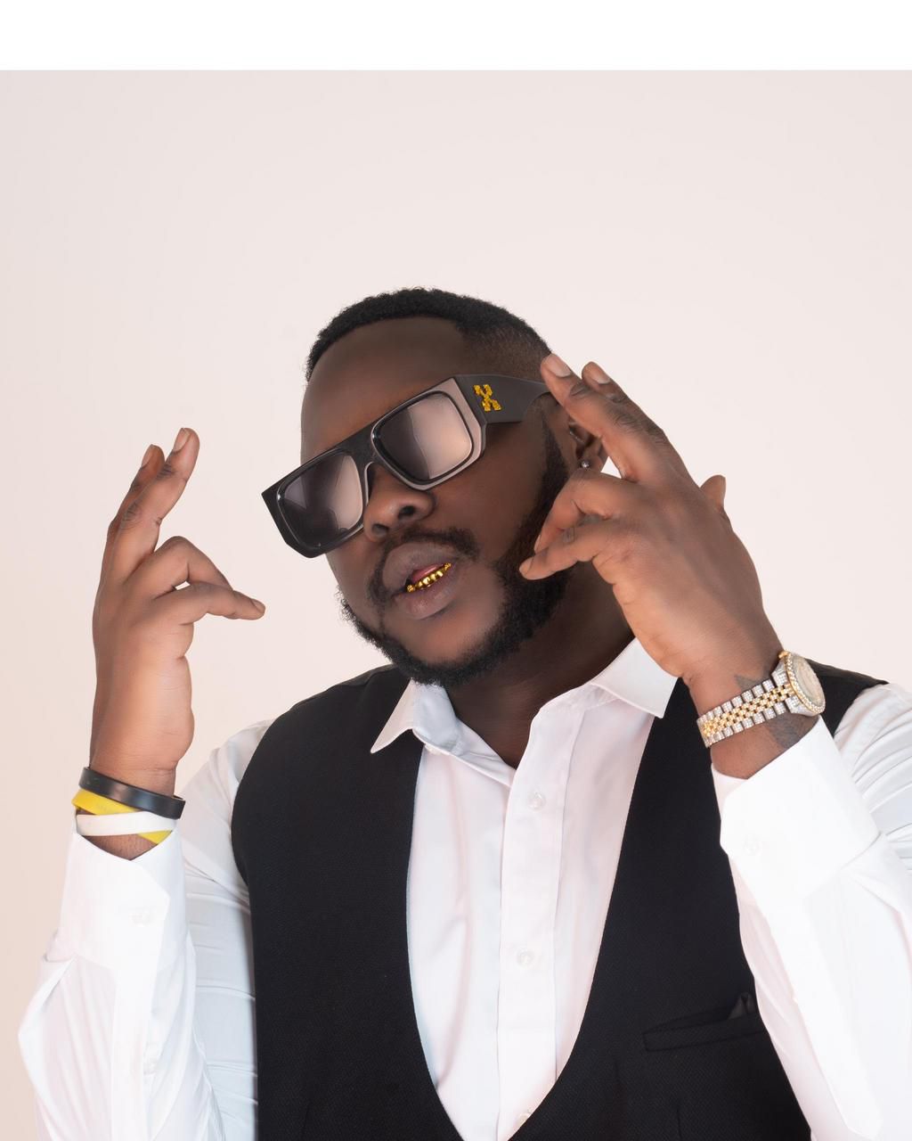 Medikal Join \'Kumasi Toy Gun Trend\' amid police arrest