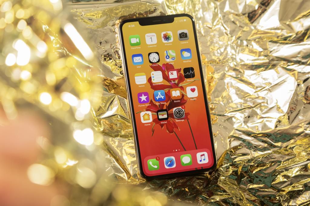I've used the iPhone XS, iPhone XS Max, and iPhone XR — here's which one I'd recommend buying (AAPL)