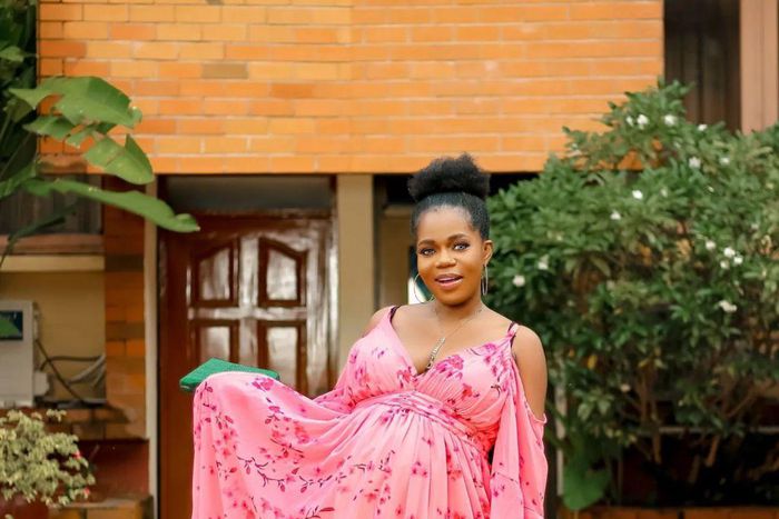 Pregnant Mzbel