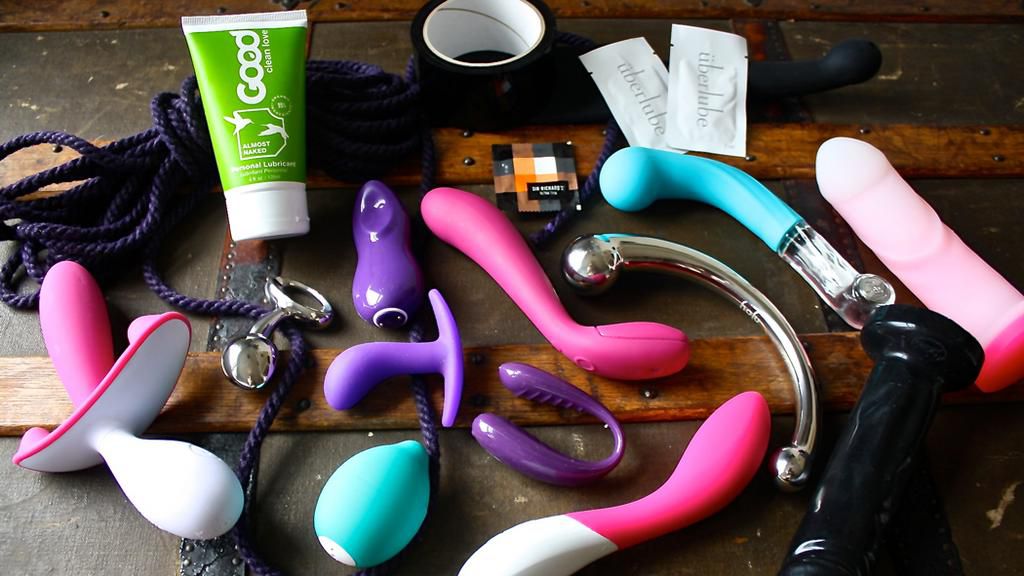 Sex toys(Mask Magazine)