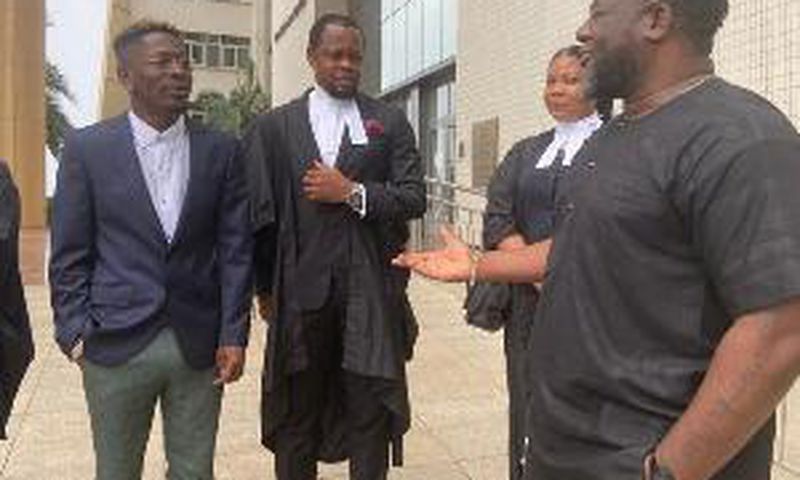 Court grants Shatta Wale's request to settle Bulldog's defamation suit out of court