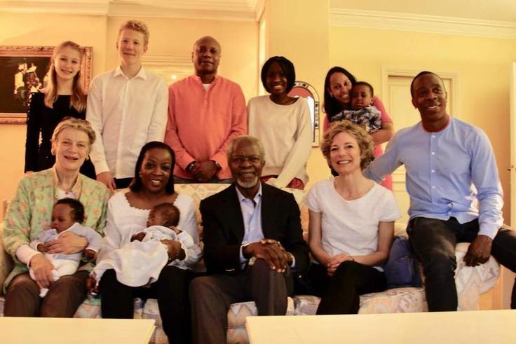 Kofi Annan and family