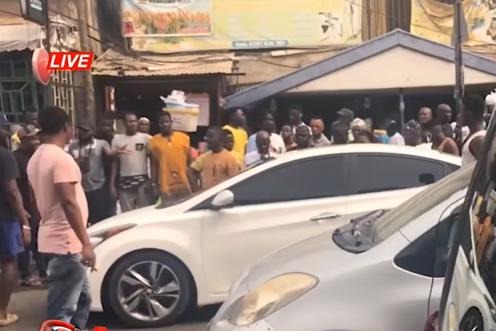 Saloon car driver found 'dead' behind steering wheel on Abeka-Lapaz highway