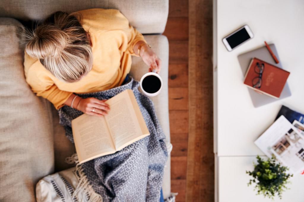 The benefits of reading a book everyday [Parade]
