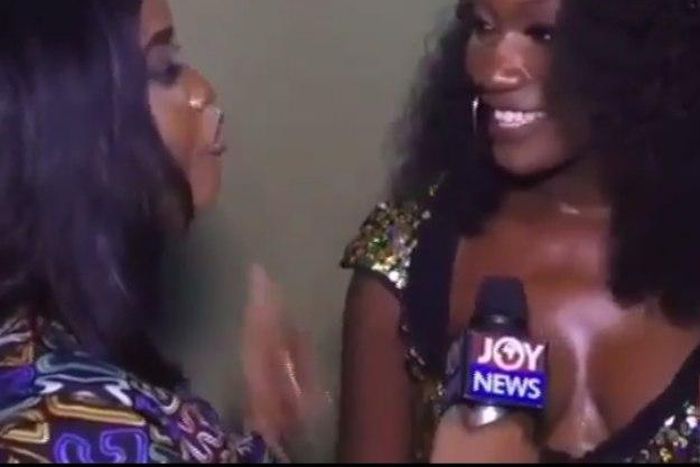 Wendy Shay and reporter
