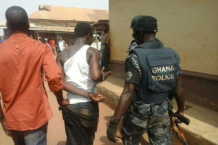 ___9088850___2018___11___9___15___man-arrested