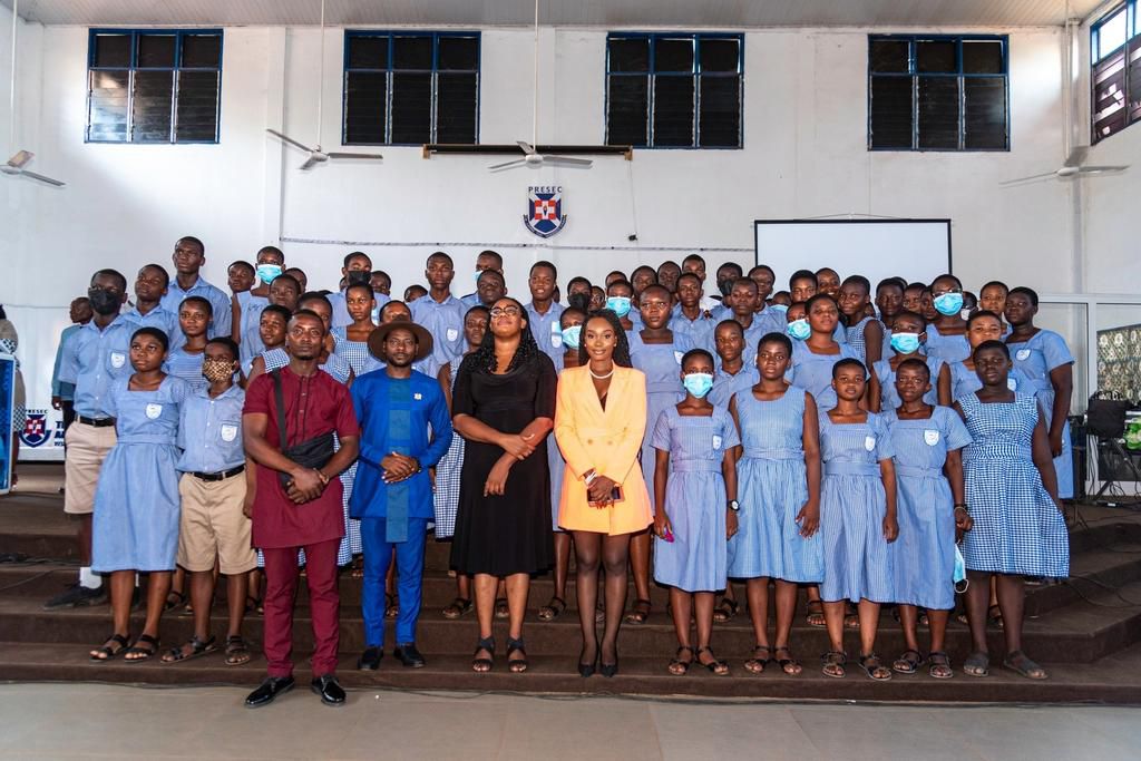 Hon Zino Lexili Ogazi empowers SHS and university students