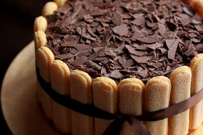 Tiramisu cake
