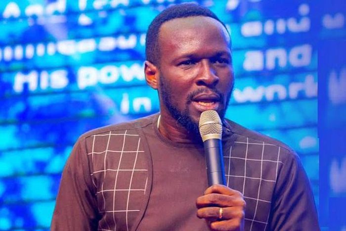 Ghanaians react as pastor Elvis Agyemang says birthday photoshoots are inspired by Satan