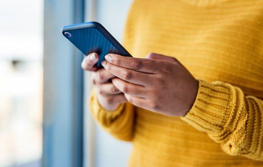 Take a break from social media [istock]