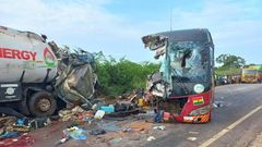 Gory accident on the Accra - Cape Coast road at Gomoa Okyereko