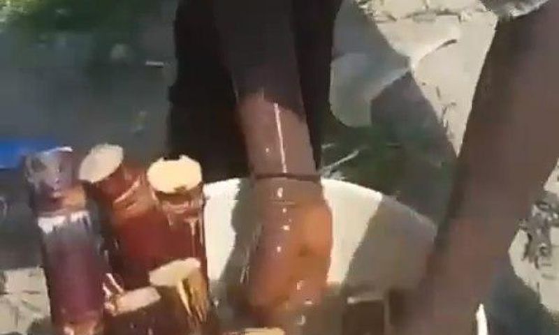 Sugarcane seller