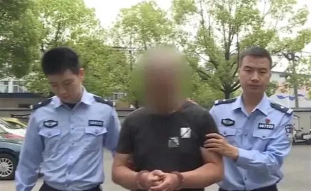 Earlier this month, a routine comparison of Xiao’s old photographs with those in the database revealed a startling resemblance between him and the deaf and mute man in Fujian Province.