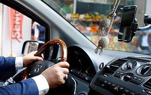 After failing 157 times, man finally passes driving knowledge test