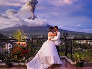 17 of the most ridiculous viral wedding stories of 2018
