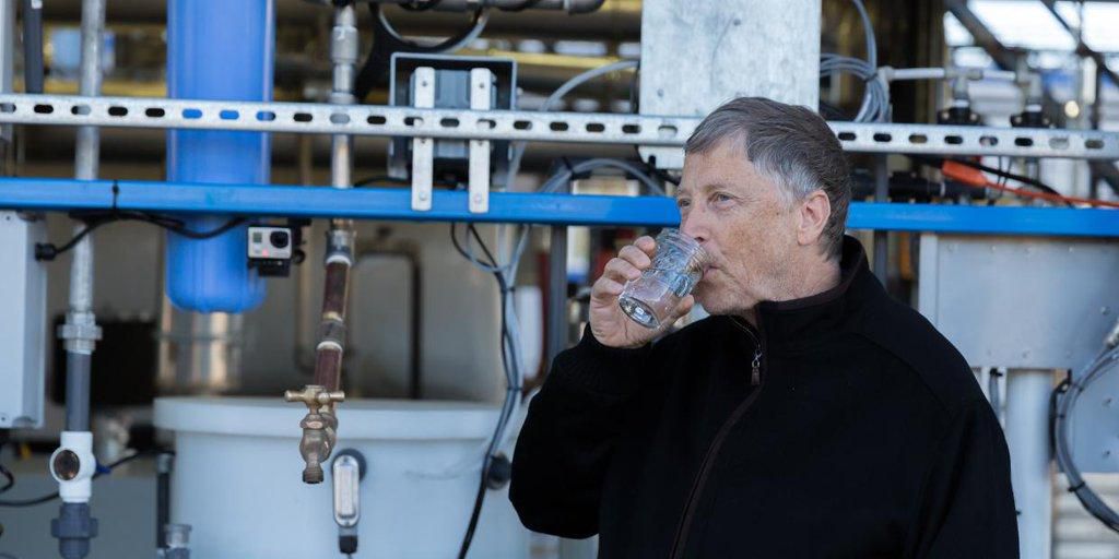 19 crazy facts about Bill Gates' $127 million mansion (MSFT)