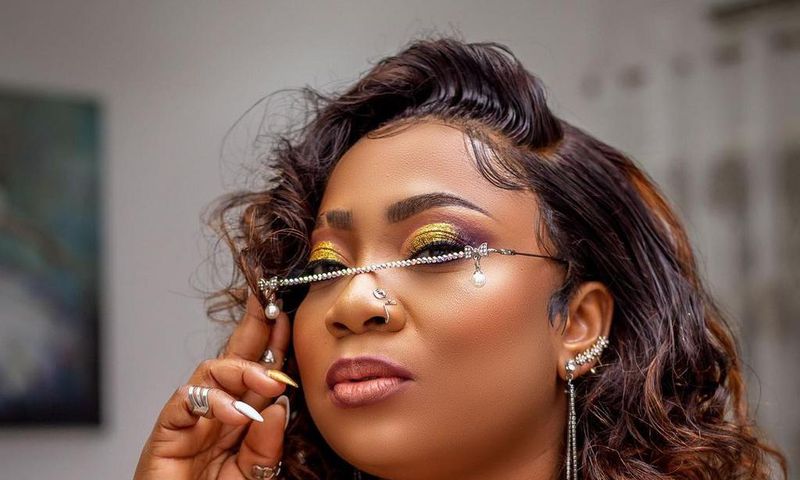Vicky Zugah