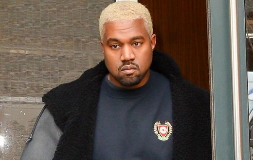 ___8927239___2018___10___2___13___kanye-west-bed