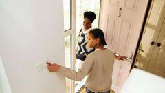 Turning off the lights before you leave home [istockphoto]