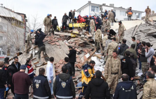 Magnitude 5.6 quake hits Turkey in latest major aftershock