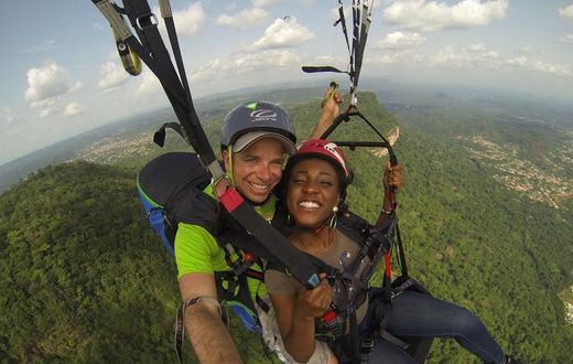 ___3624702___https:______static.pulse.com.gh___webservice___escenic___binary___3624702___2015___4___2___16___ghana_paragliding-1367515773_max