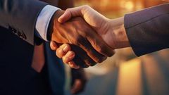 What does your handshake say about your health? [Freepik]