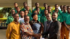 Felix Manford donates to alma mata