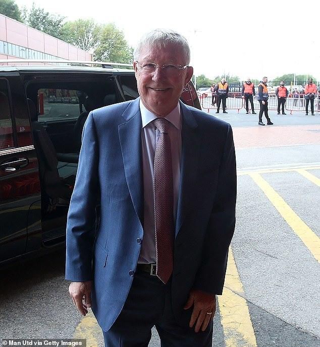 Sir Alex Ferguson returns to Old Trafford after recovering from brain  surgery