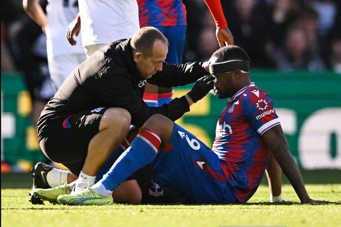 Jordan Ayew suffers hip injury in Crystal Palace defeat to Tottenham