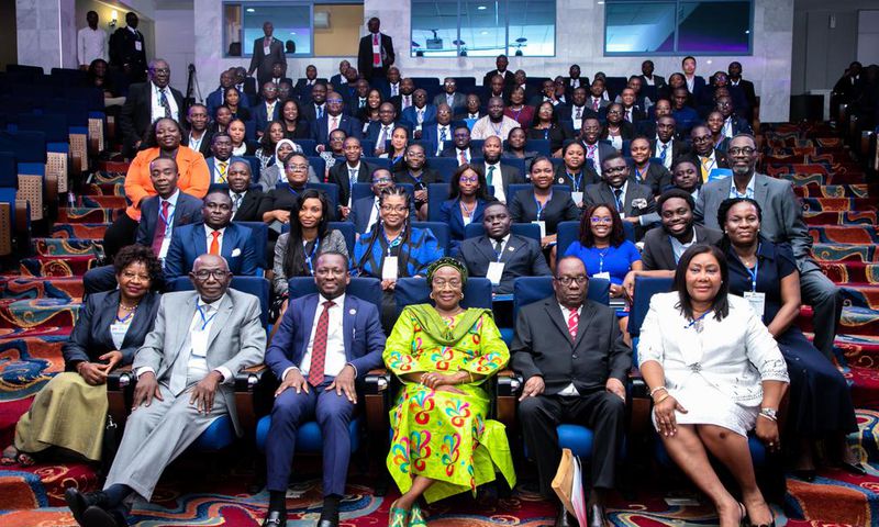 Inductees group picture with guest