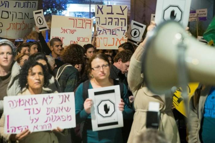 Israelis protest sexual violence against women on December 4, 2016 in Tel Aviv