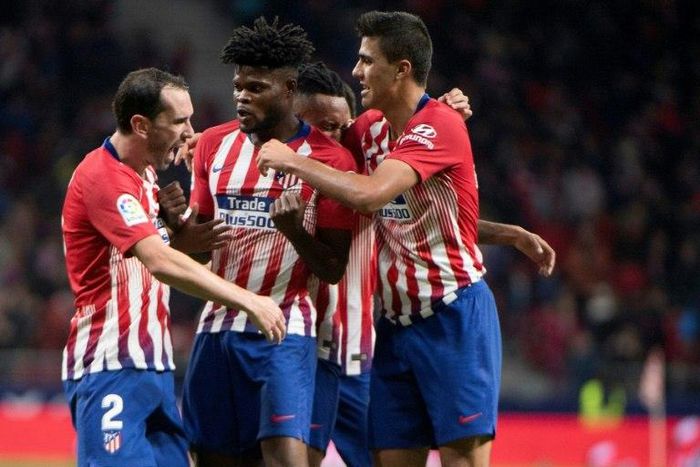 Diego Godin (L) grabbed a winner for Atletico Madrid in injury time