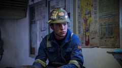 shale oil young worker