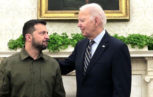 Ukrainian President, Volodymyr Zelensky and US President Joe Biden [BBC]