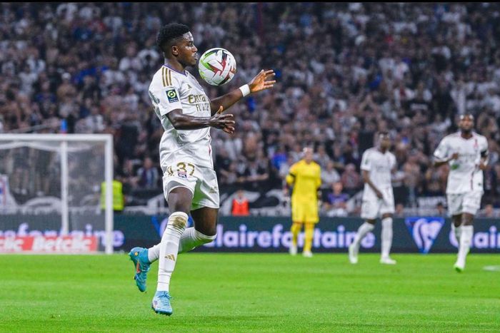 Ernest Nuamah provided an assist in the match against Nice on friday.