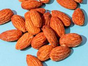 Magnesium-rich meal work wonders in reducing bloating and supporting overall digestive health (Image of Almond)