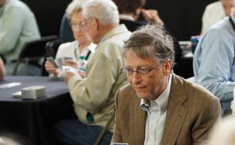 Bill Gates playing bridge