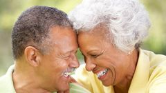 ___8218208___2018___4___6___17___older+couple