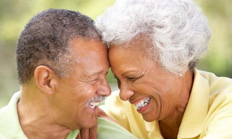 ___8218208___2018___4___6___17___older+couple