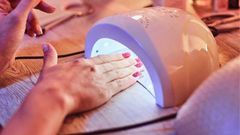 Using UV nail dryers