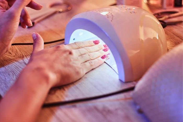 Using UV nail dryers