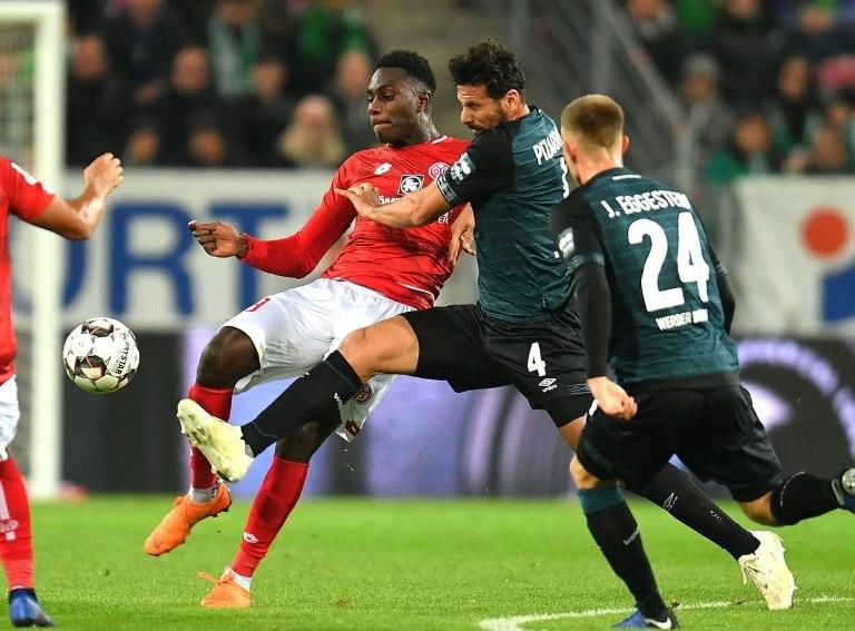 Peruvian 40-year-old striker Claudio Pizarro claimed his 194th Bundesliga goal when he came on as a second-half replacement