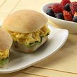 ___9120245___2018___11___19___18___scrambled-egg-sandwich-recipe