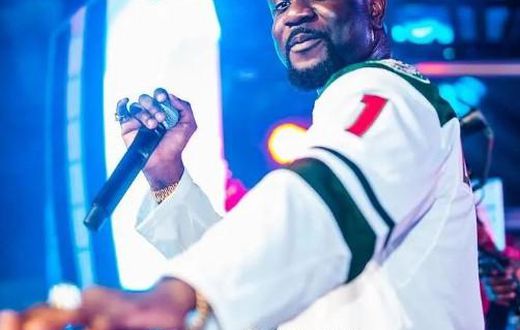 How to dress like Sark