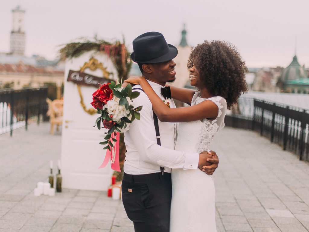 7 awkward questions you should ask on a first date — and 3 you really shouldn't